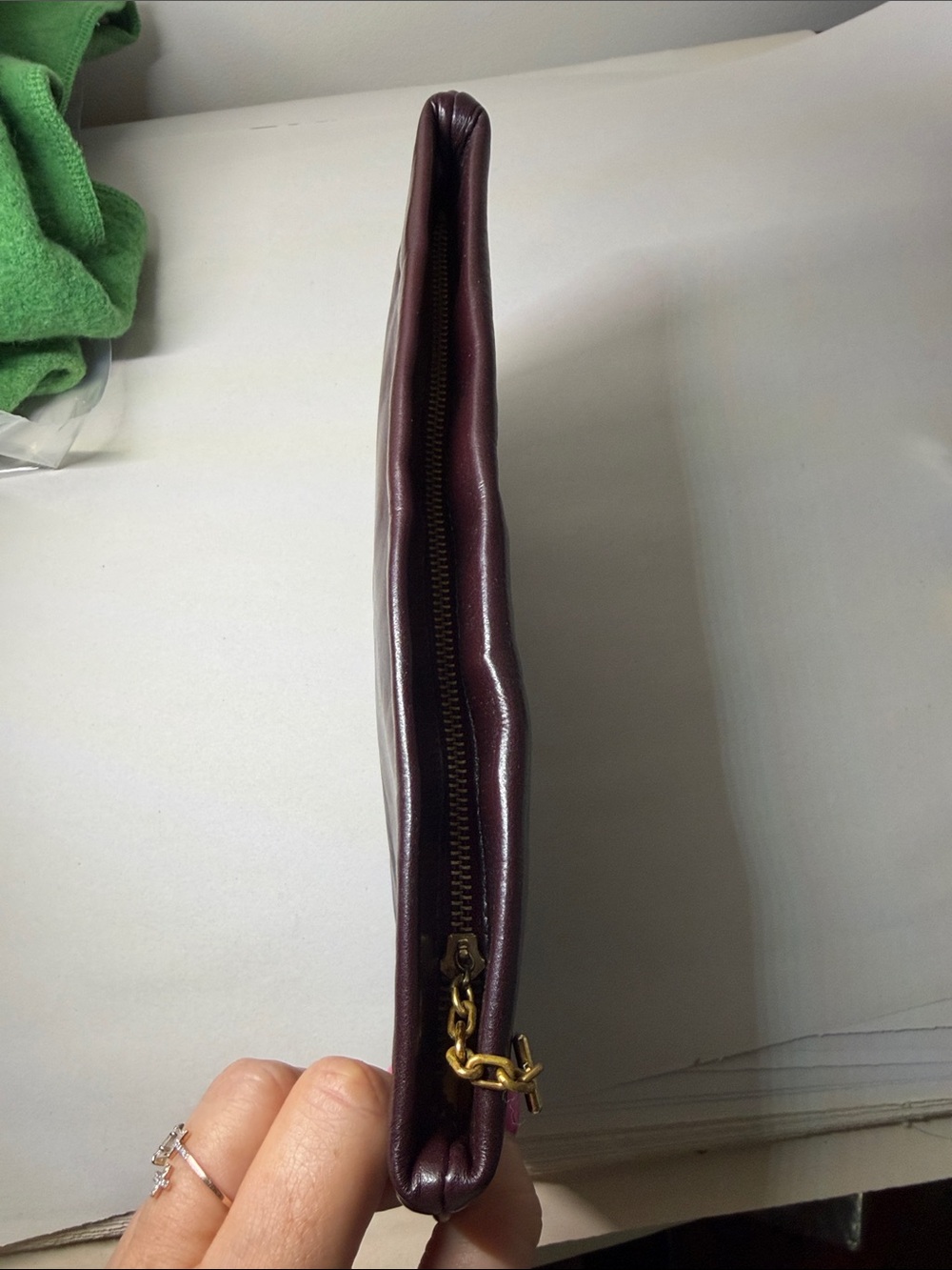 Vintage Anne‎ Klein Burgundy Leather Zip Clutch with Gold Accent - Picture 4 of 5